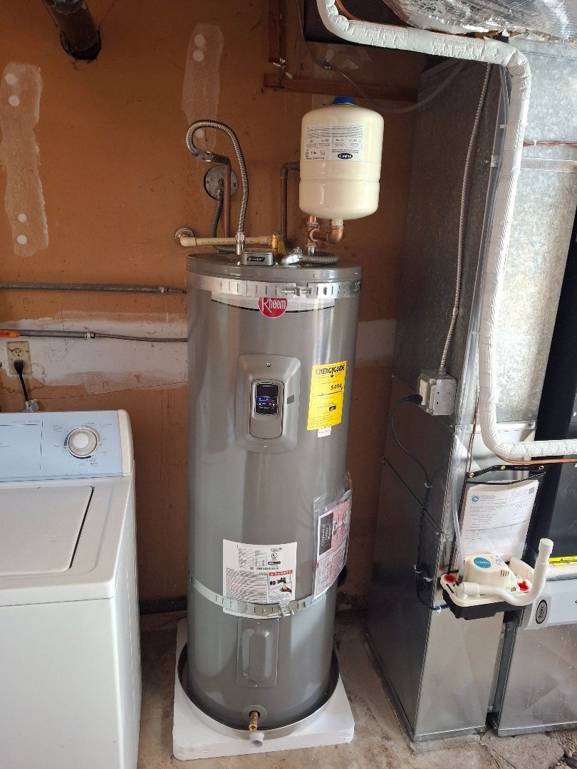 Water Heater Installed by Royal Flush Plumbing in Tacoma