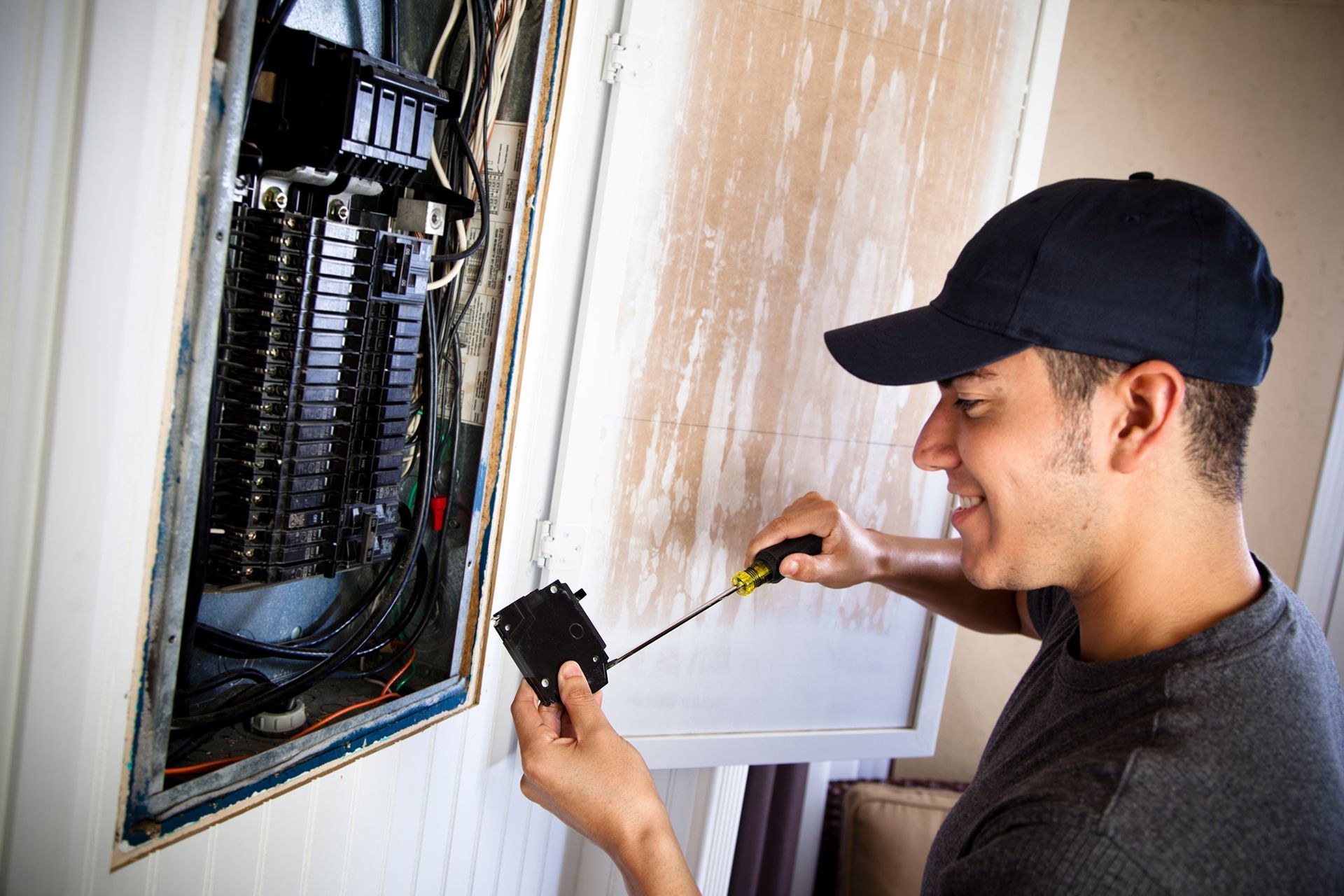 Electrician Replacing Circuit Breaker Box — Janesville, WI — Richter Electric Electrician Replacing Circuit Breaker Box — Janesville, WI — Richter Electric