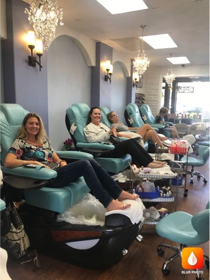 A Room With A Television And Chairs — San Diego, CA — Summer Nails and Spa A Room With A Television And Chairs — San Diego, CA — Summer Nails and Spa