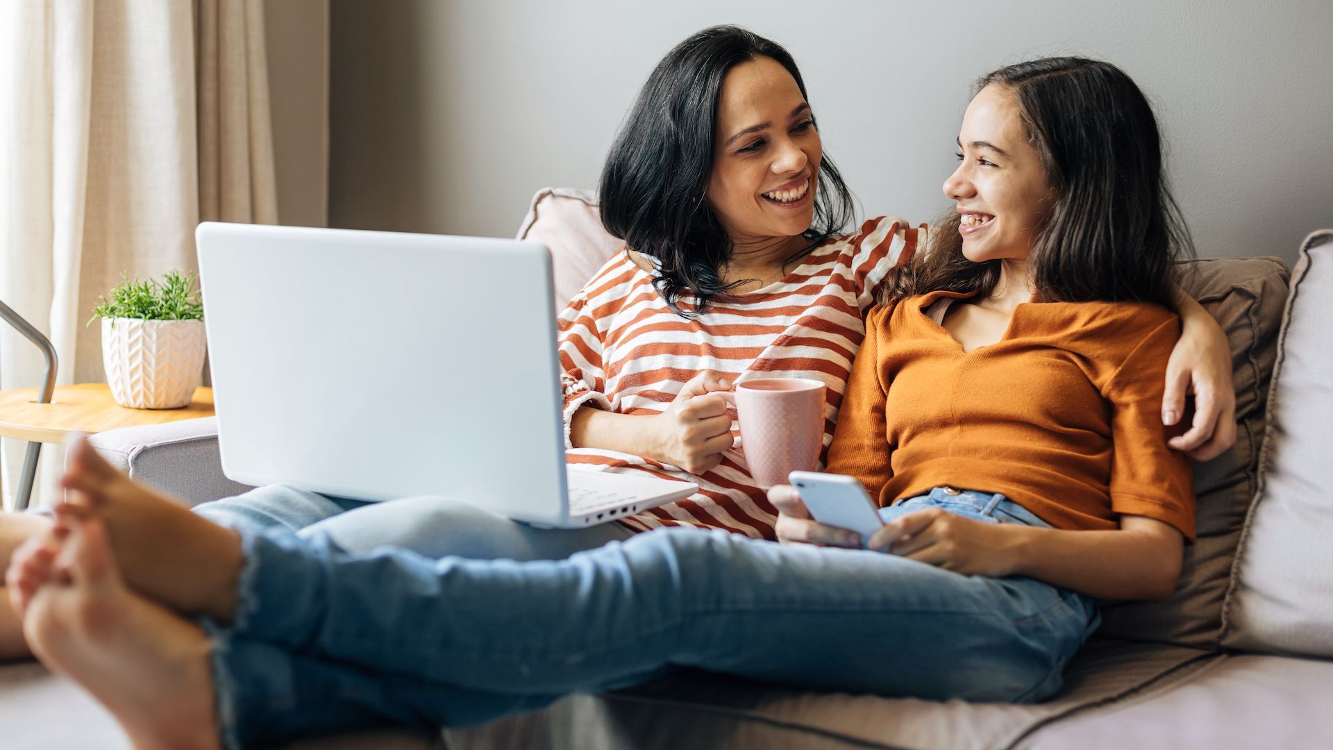 Connecting With Your Teen Makes Parenting Easier