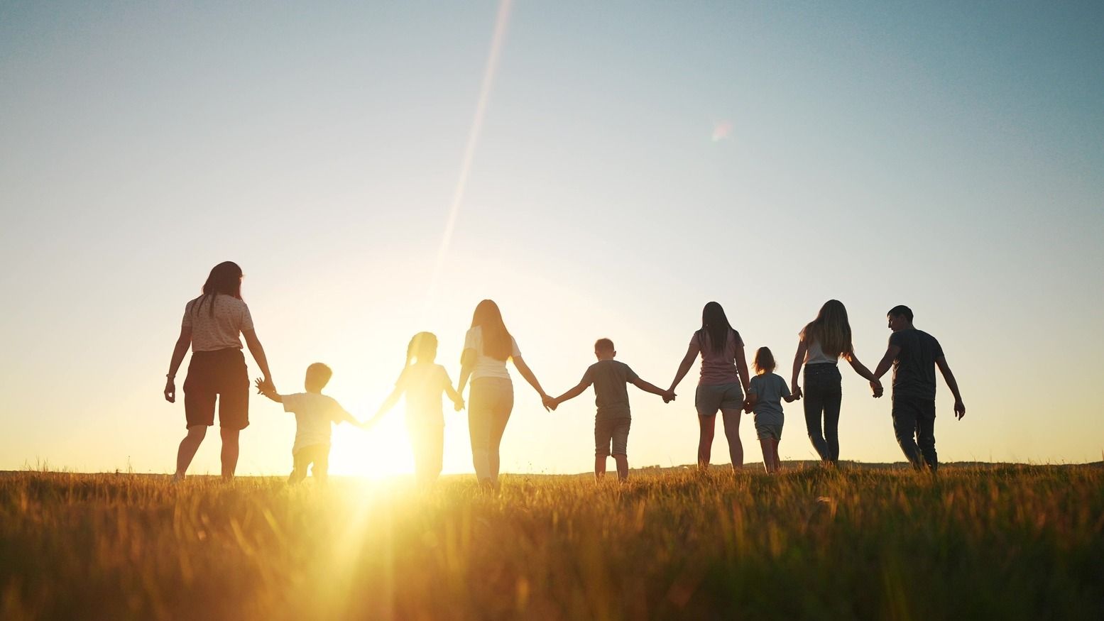 How to Successfully Parent Peacefully in a Large Family