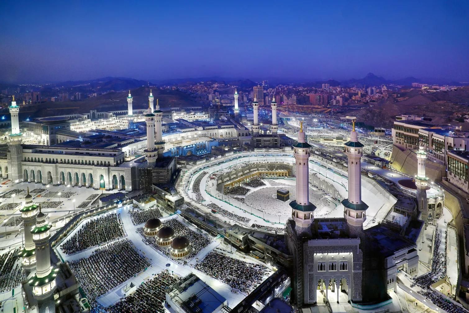 Kaaba and Masjid al-Haram in Makkah