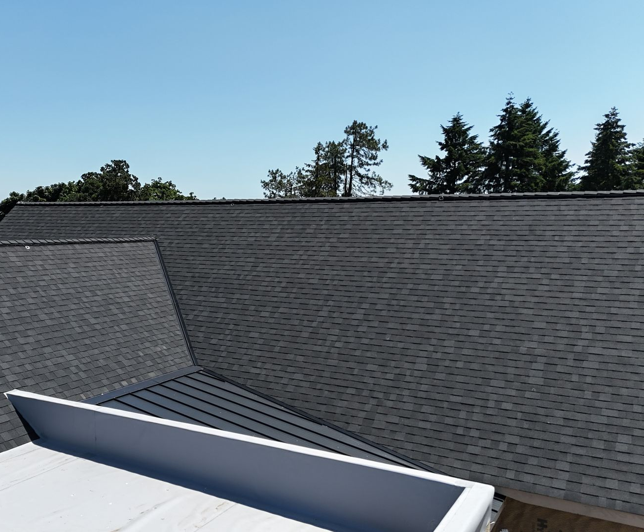 Roof and ridge ventilation installed in a home.