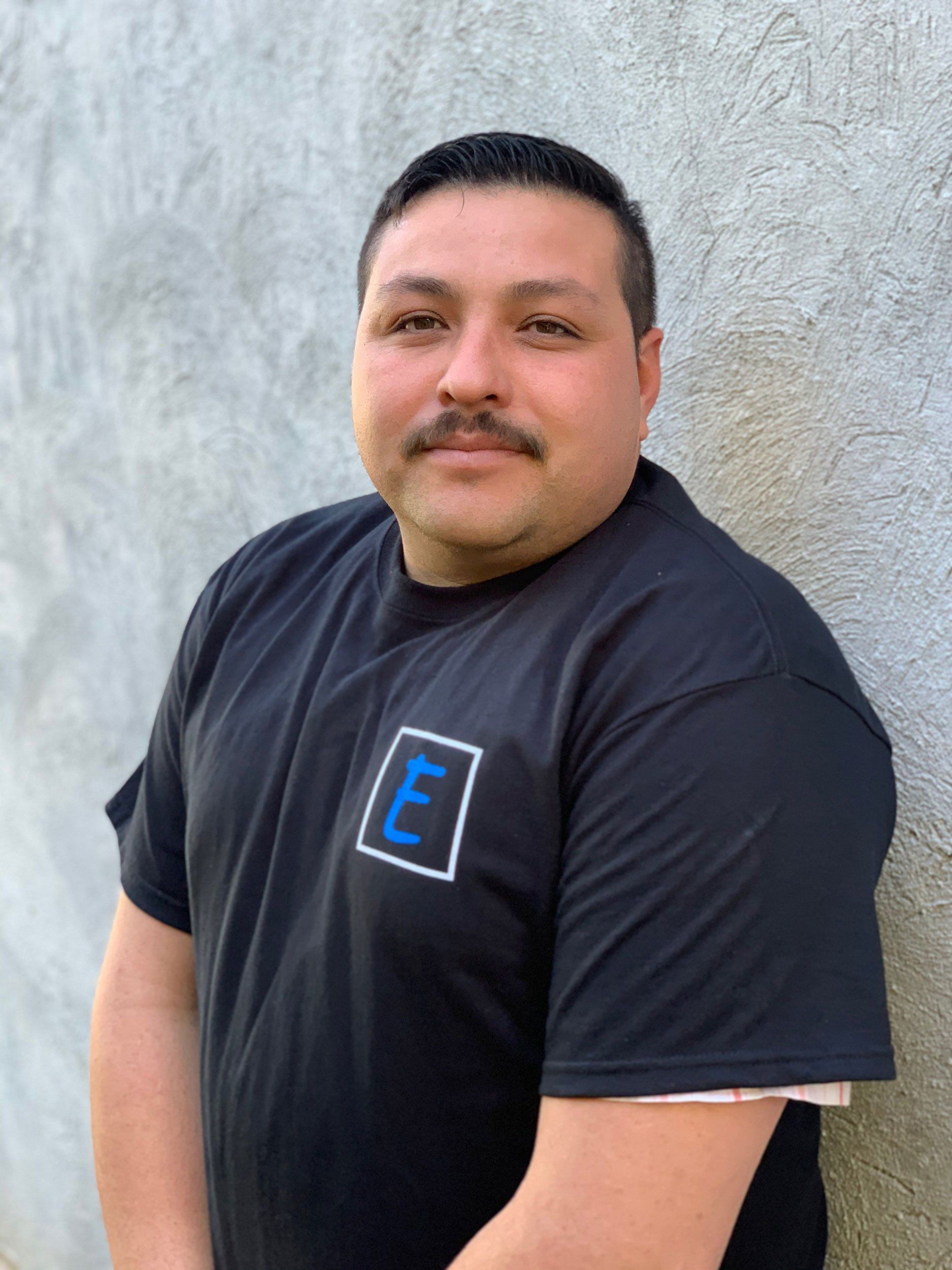 Hernan Soto — Salem, OR — Elite Surface Coatings Hernan Soto — Salem, OR — Elite Surface Coatings