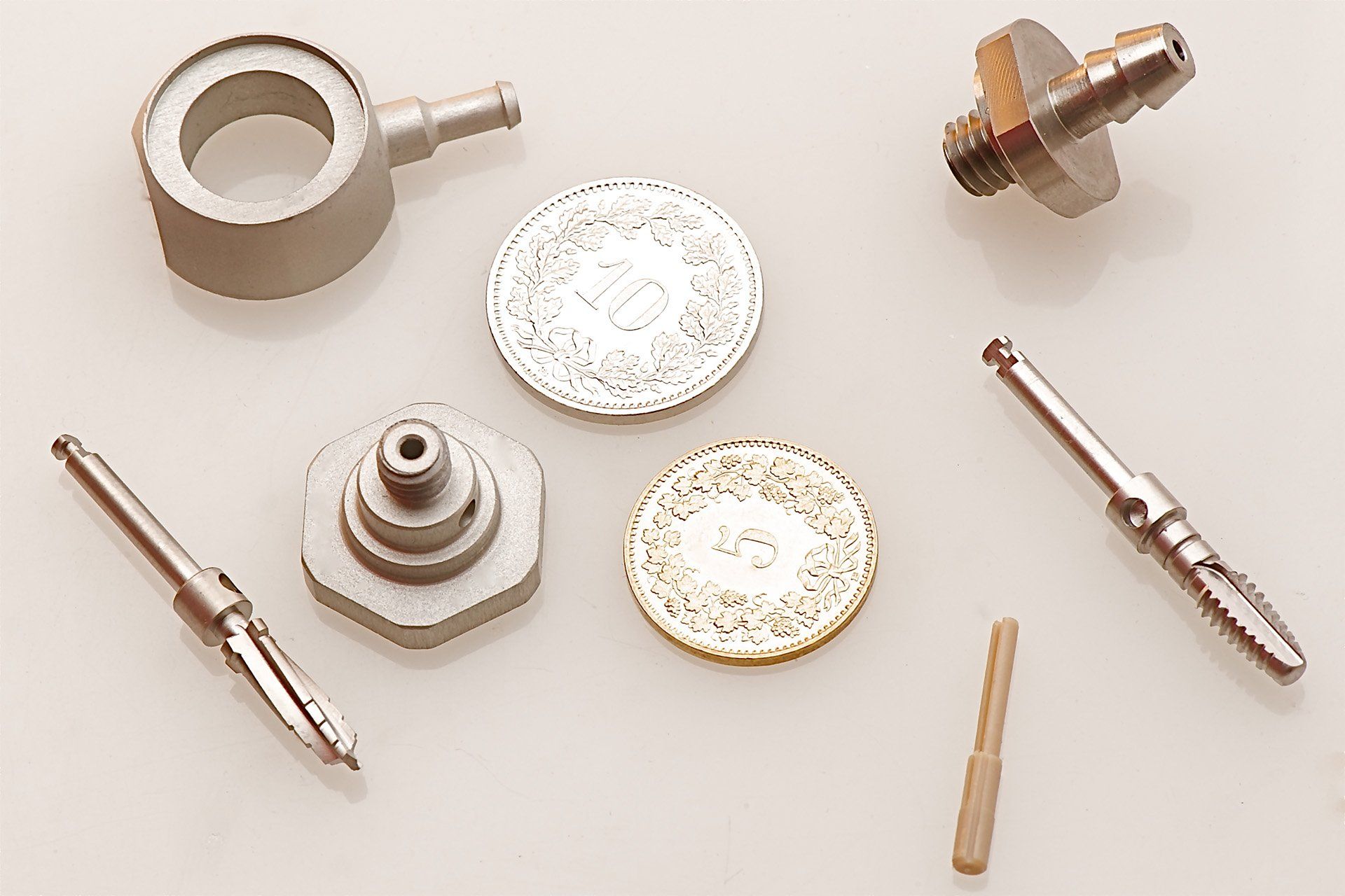 Göldi Präzisionsmechanik AG - Bildergalerie Décolletage - Hochpräzisionsteile