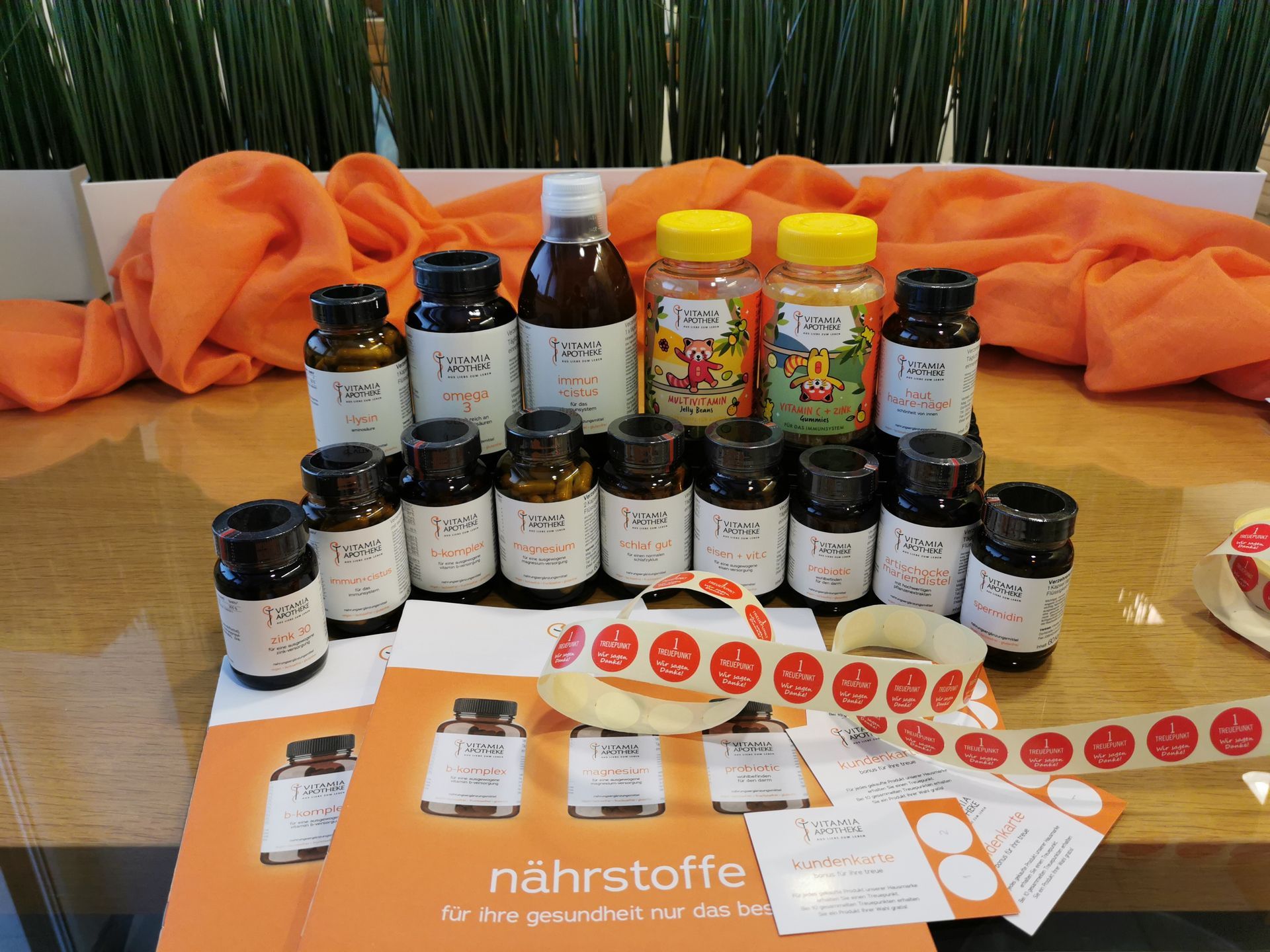 verschiedene Nahrungsergänzungsmittel der Apotheke VitaMia