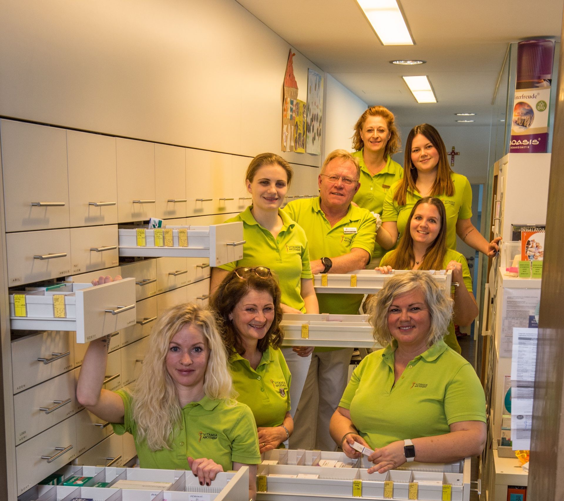 Apotheke VitaMia Teamfoto