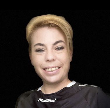 Zoe Harvey - Manager