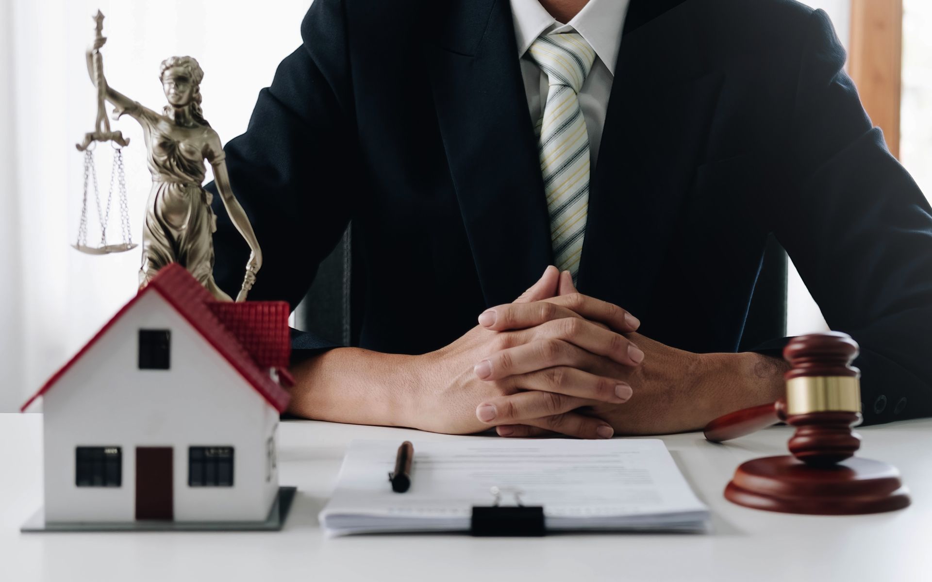 Real Estate Lawyer