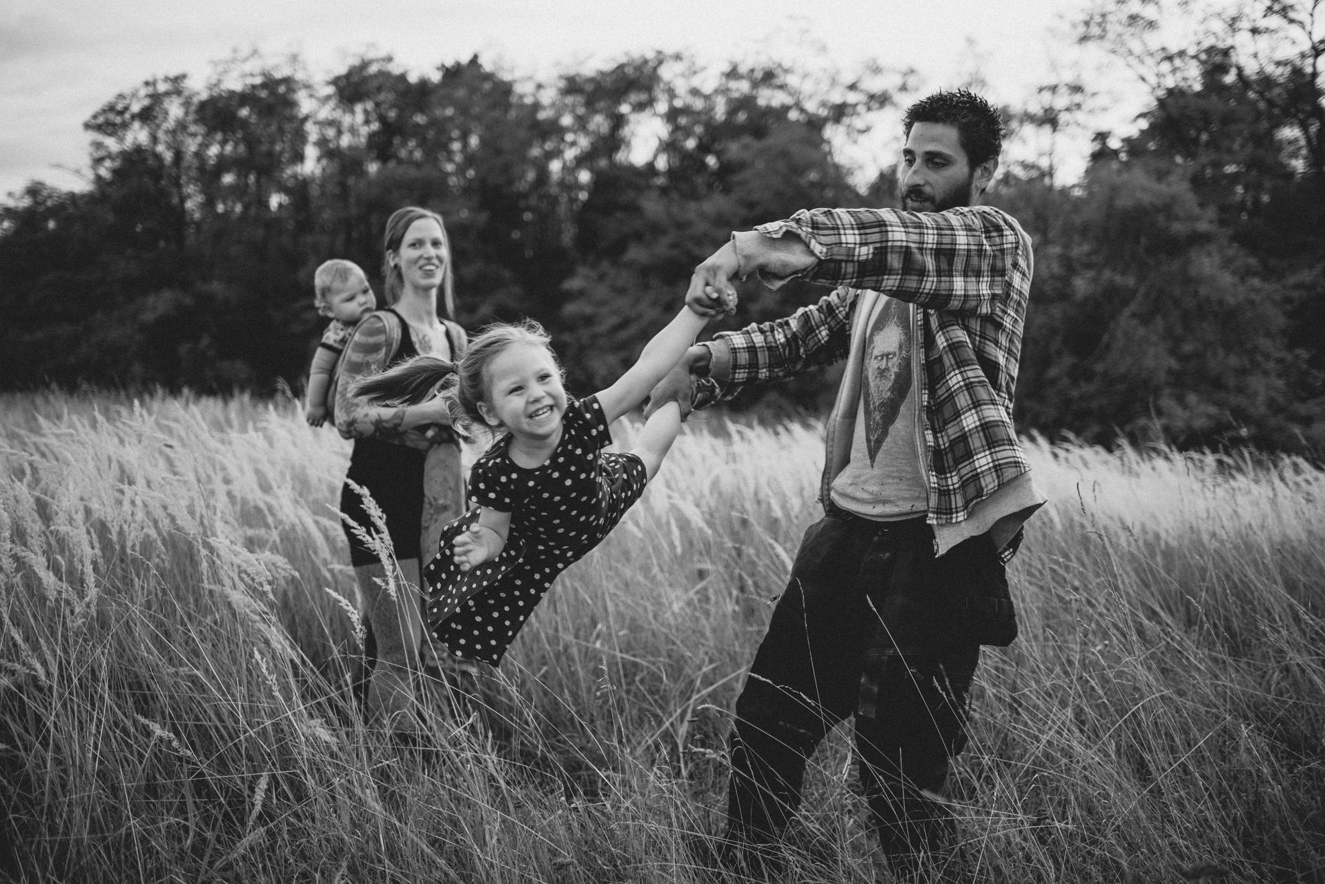 Familienfotograf Kärnten
Klagenfurt, Villach, Völkermarkt, St. Veit
Familienshooting
Fotograf
Familienfotos
Fotos mit Familie