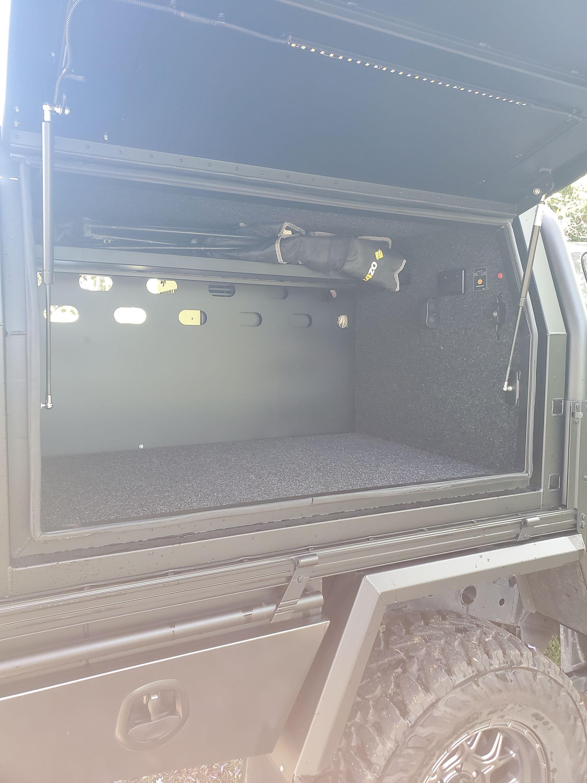Canopy Metal Divider — Wilberforce, NSW — Rolloc Industries