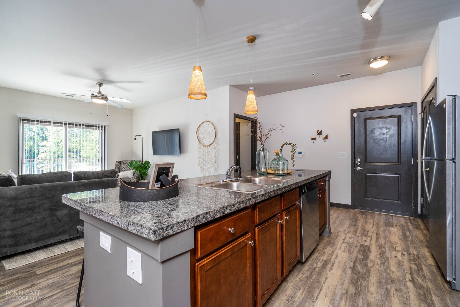 Home Station on McIntosh Apartments