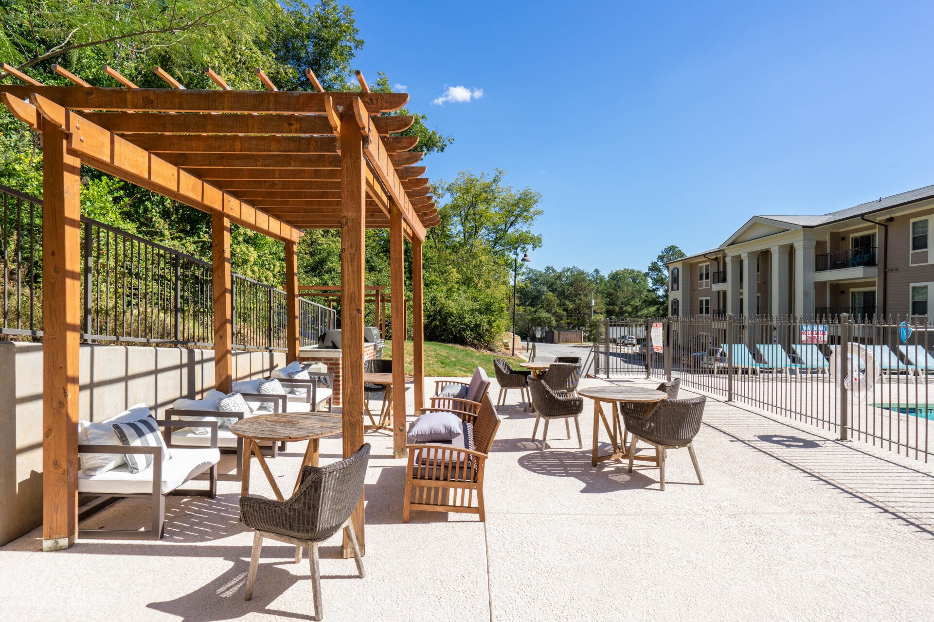 Home Station on McIntosh Apartments