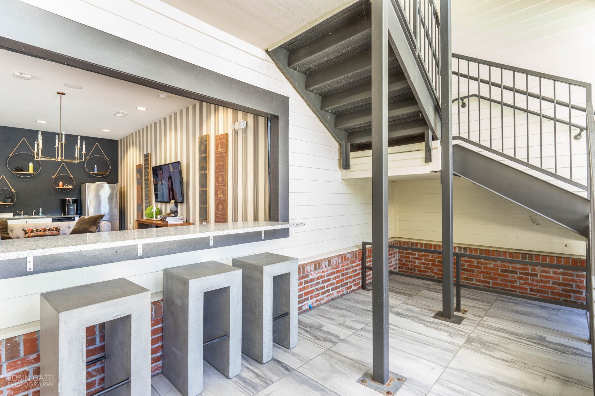 Home Station on McIntosh Apartments