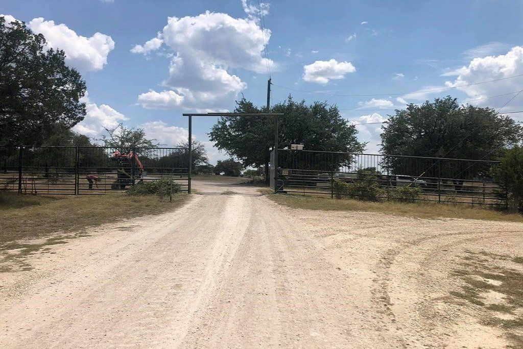 Smith Ranch Services Photos2