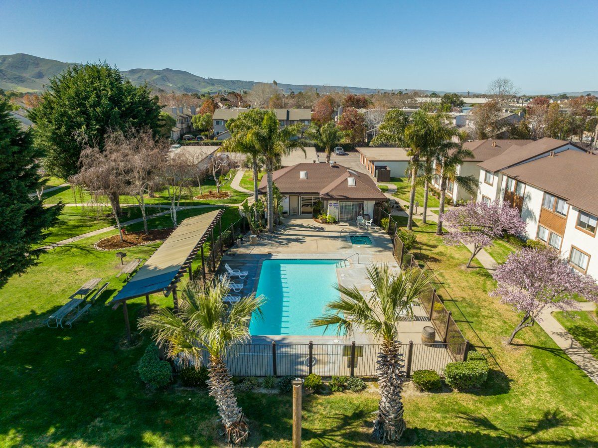 Chestnut Village Apartments pool