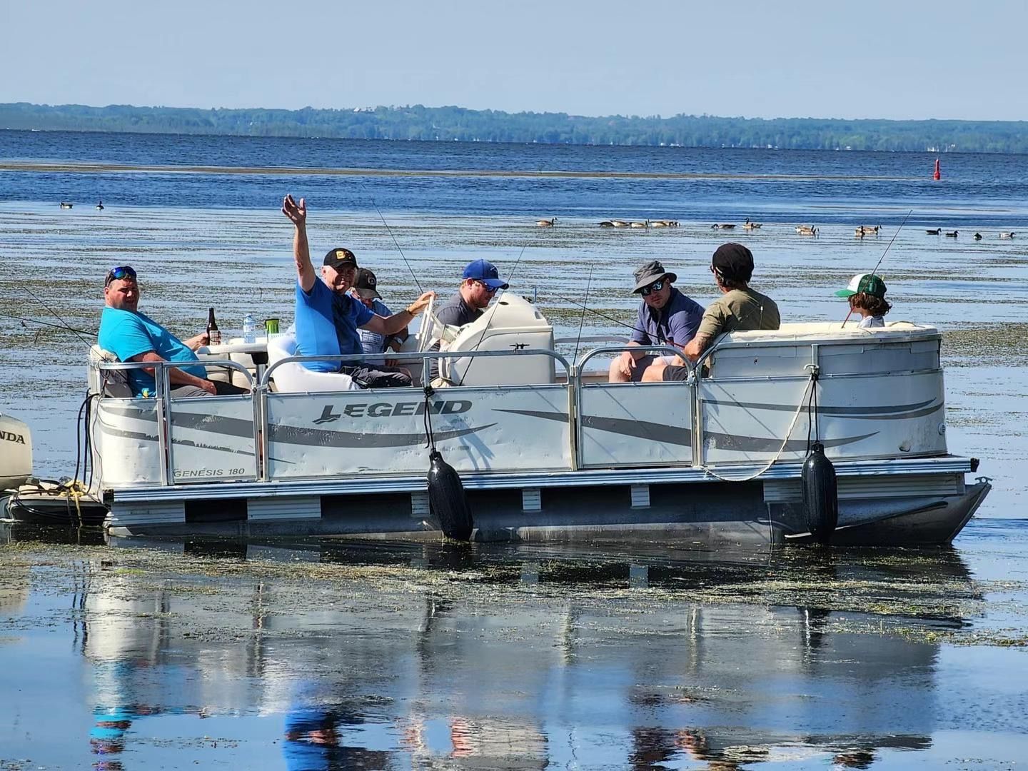 Boat Rentals Snug Harbour Cottage & Marina in Lindsay ON
