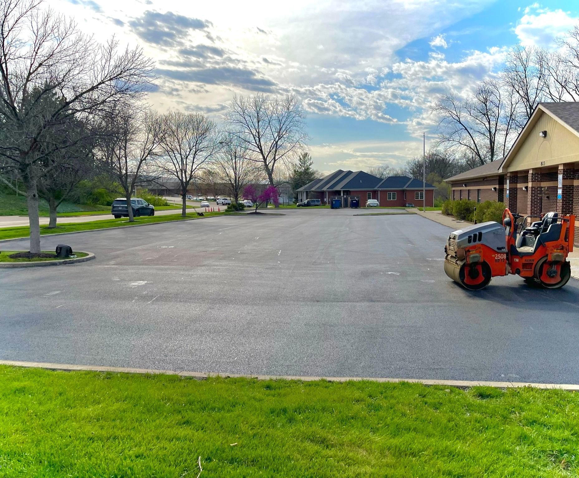 MoSEAL's Asphalt Is Trusted for Commercial Projects in Kingdom City, MO.