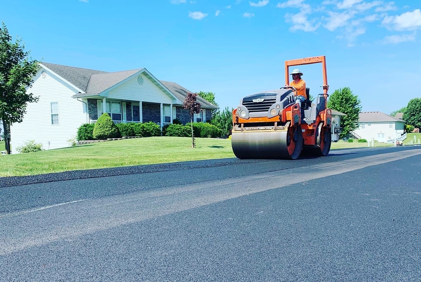 MoSeal uses SealMaster products to properly protect your pavement from any damages.