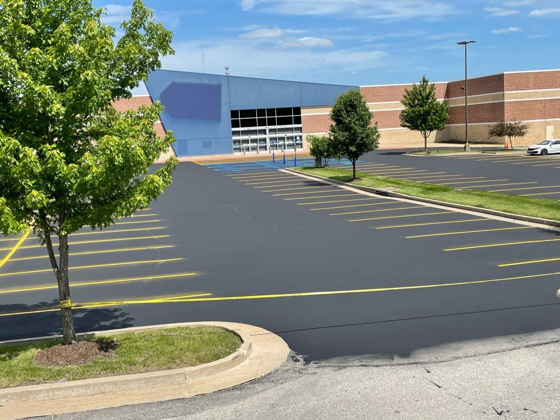 Get Asphalt Paving & Repair Service in Fayette, MO From MoSEAL, Mid-Missouri's Top Asphalt Company.