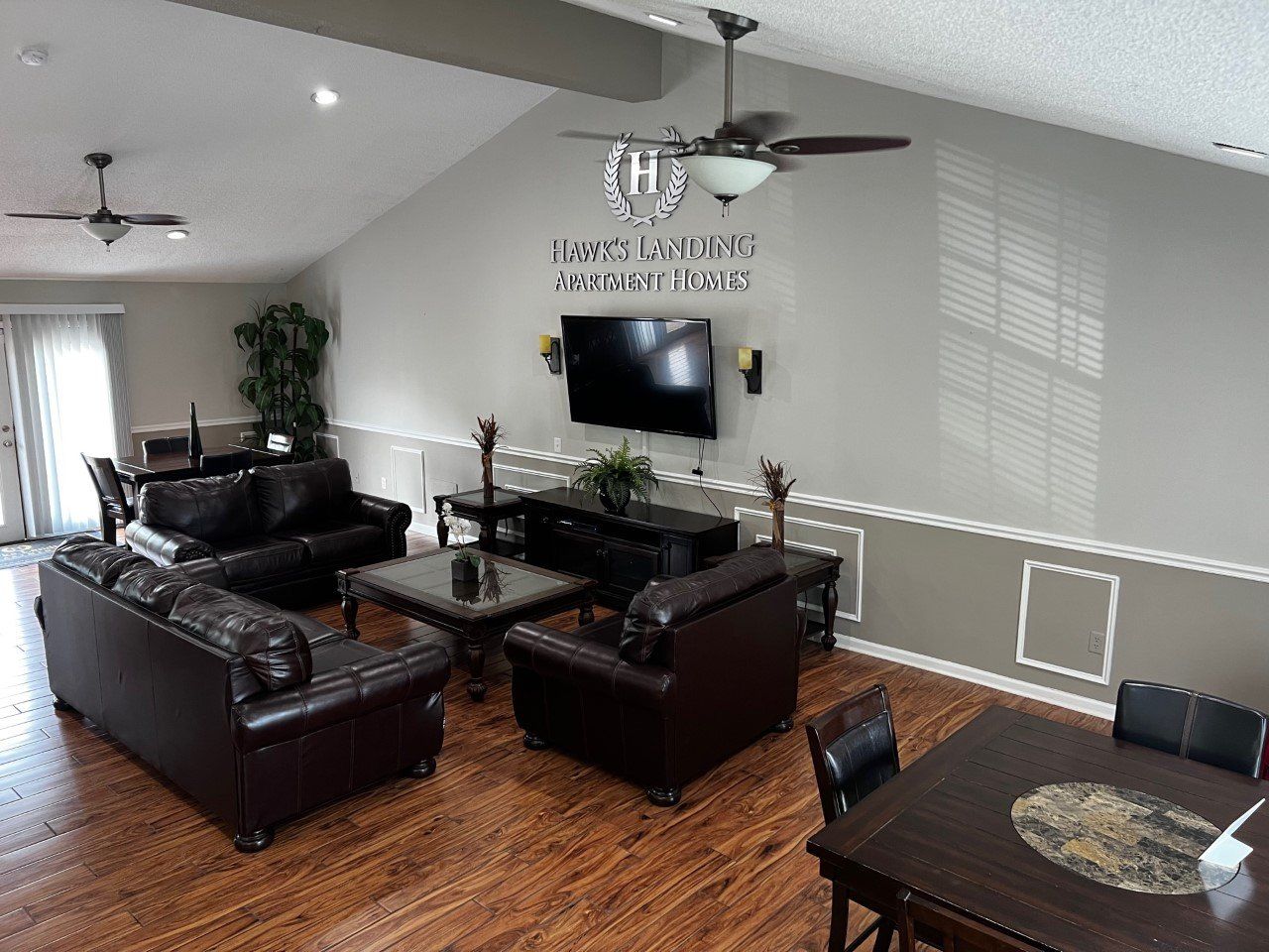 Leasing office