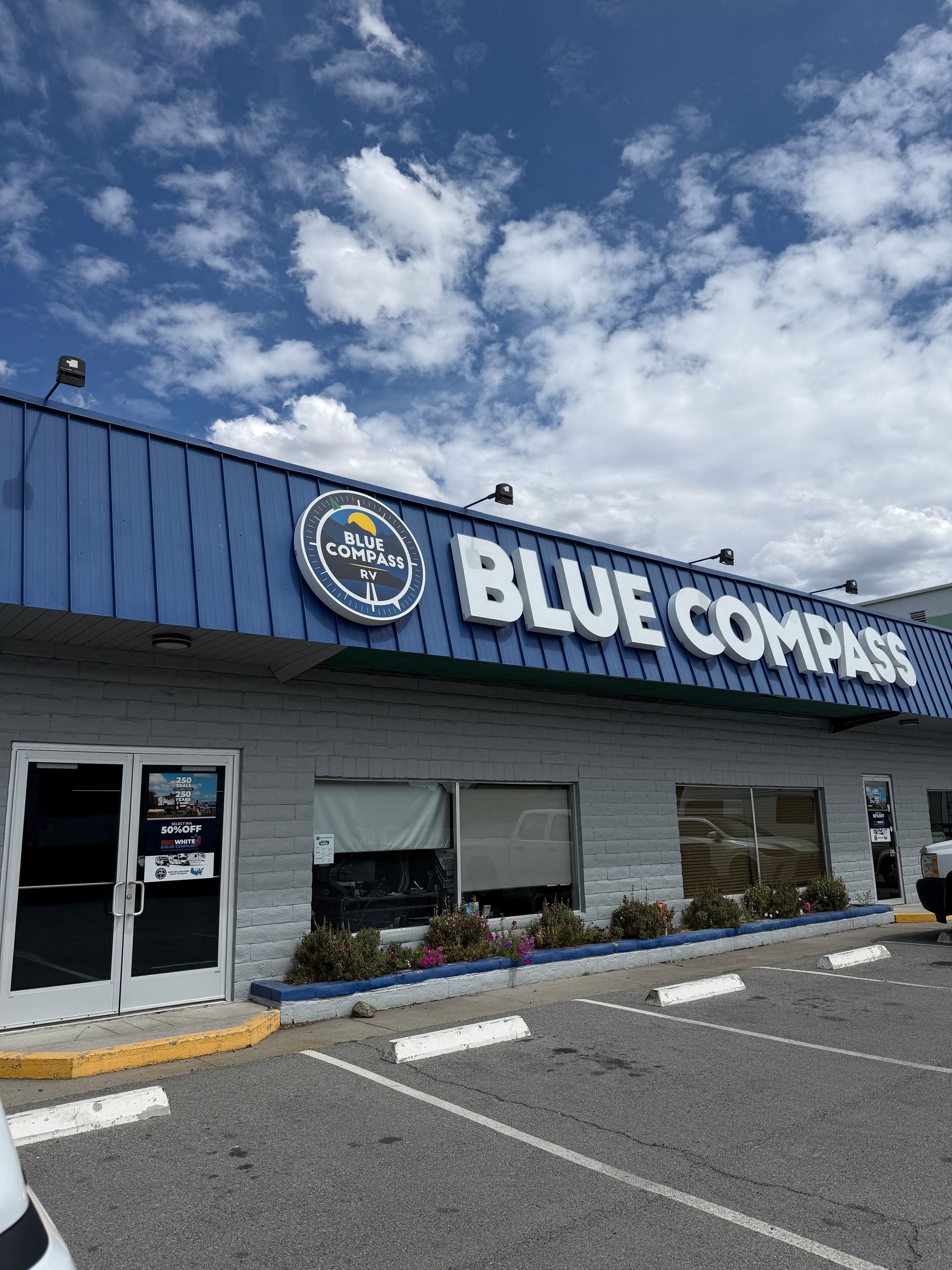 Commercial Window Cleaning Reno, Sparks, Carson City, Tahoe, Truckee and Incline Village
