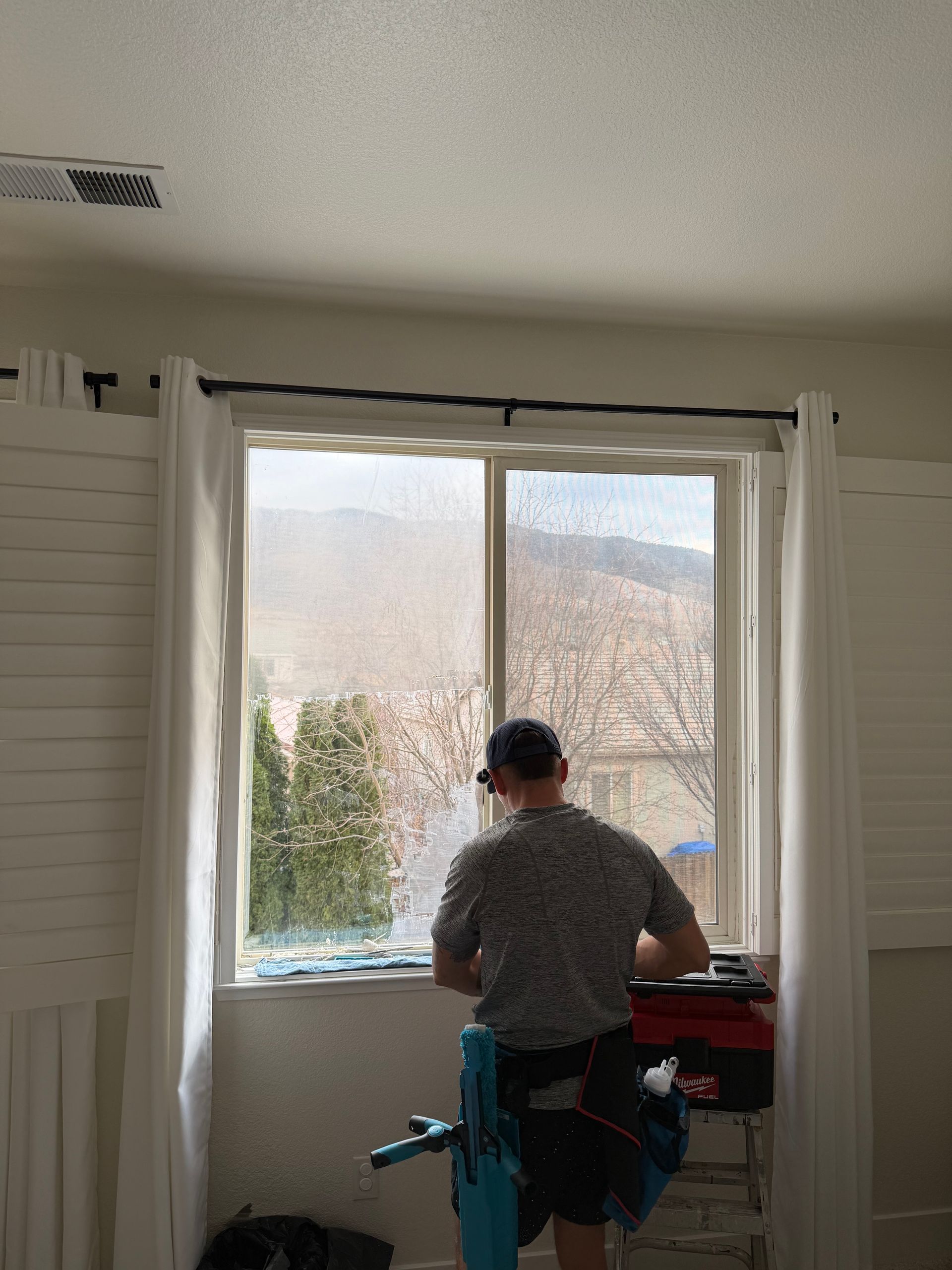 Professional window cleaning service by Wolf City Window Cleaning in Reno Nevada