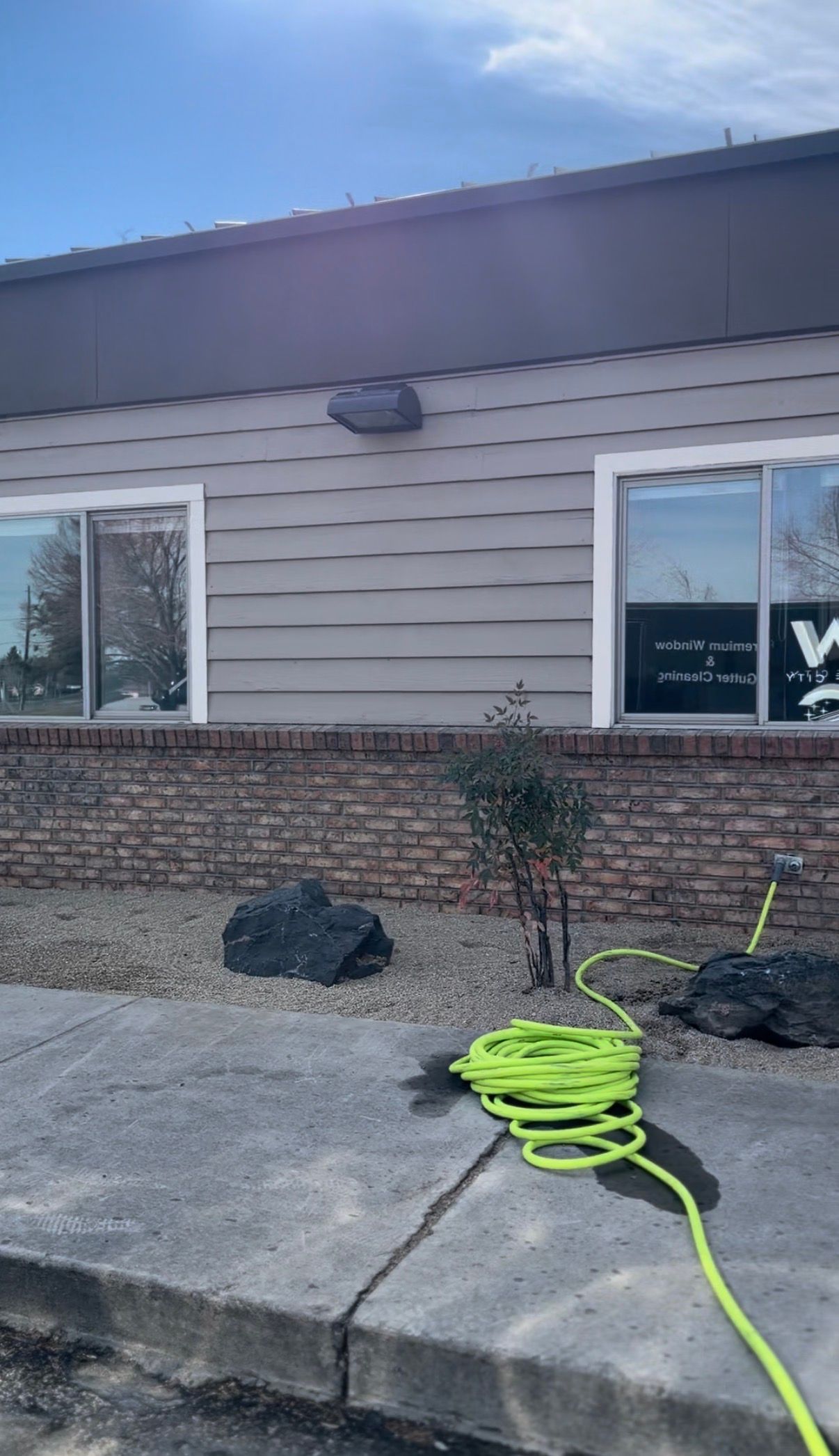 Professional commercial window cleaning for office buildings in Northern Nevada