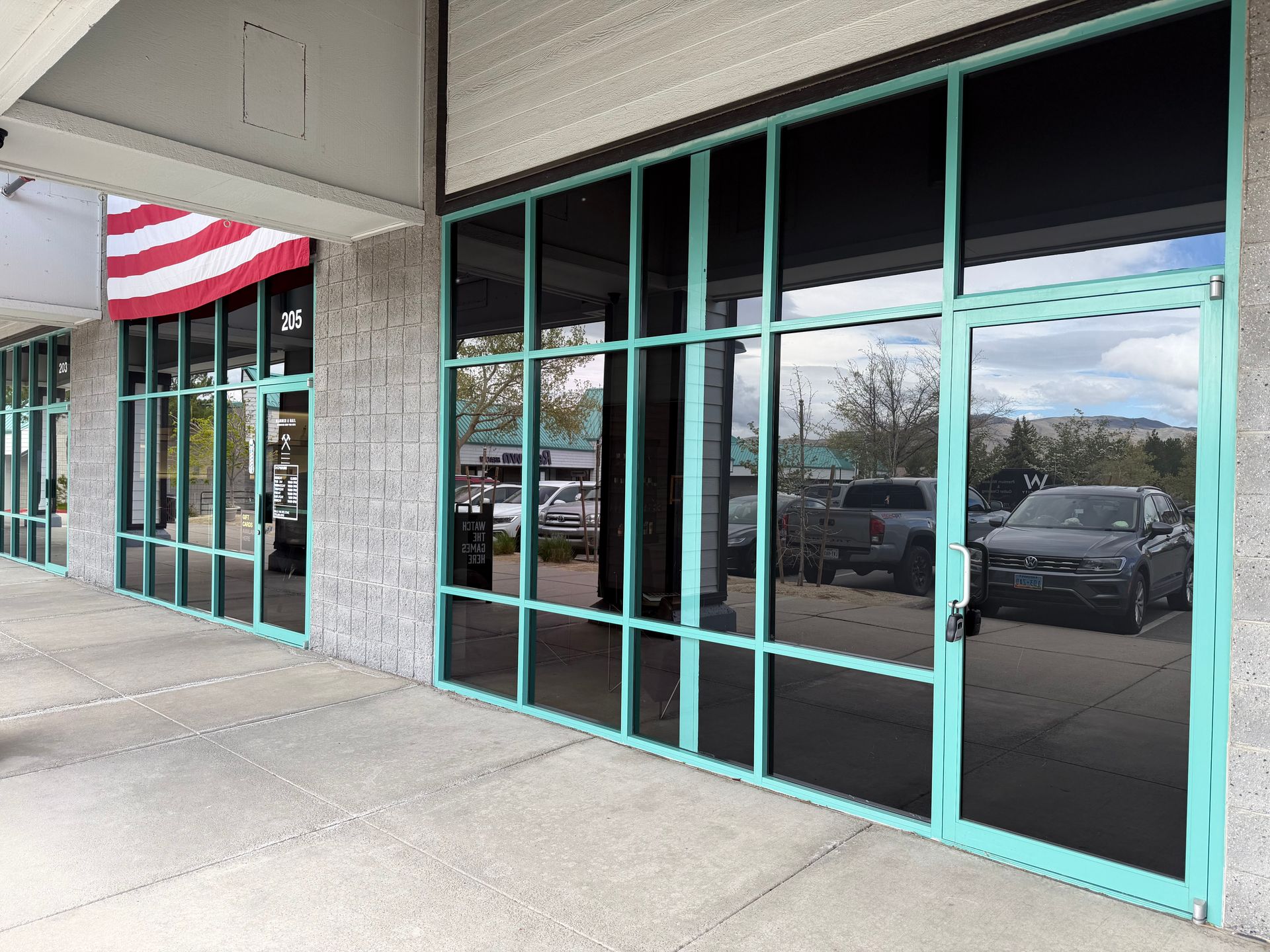 Storefront glass cleaning service in Reno Nevada