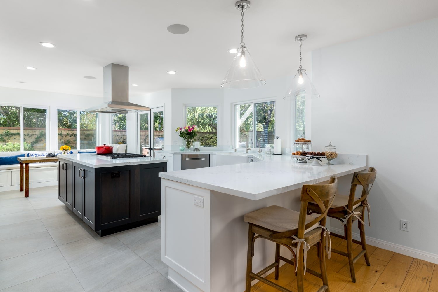 Oak Park Kitchen Remodel Incorporates Trending Design Features