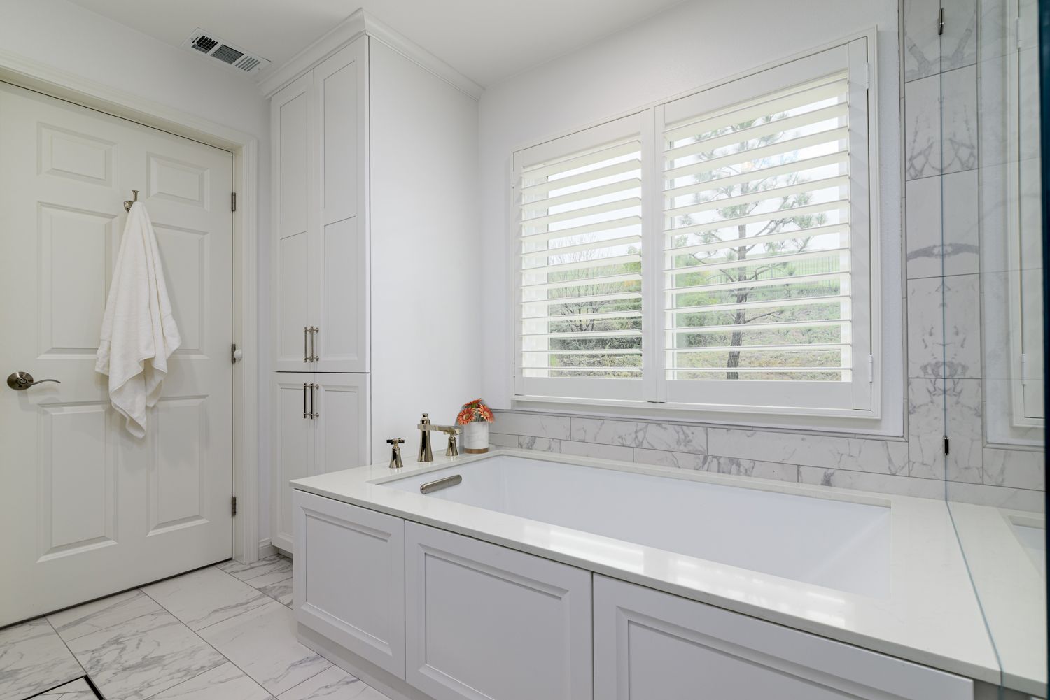 New Milgard Window over Bathtub, Master Bathroom Remodel, Simi Valley