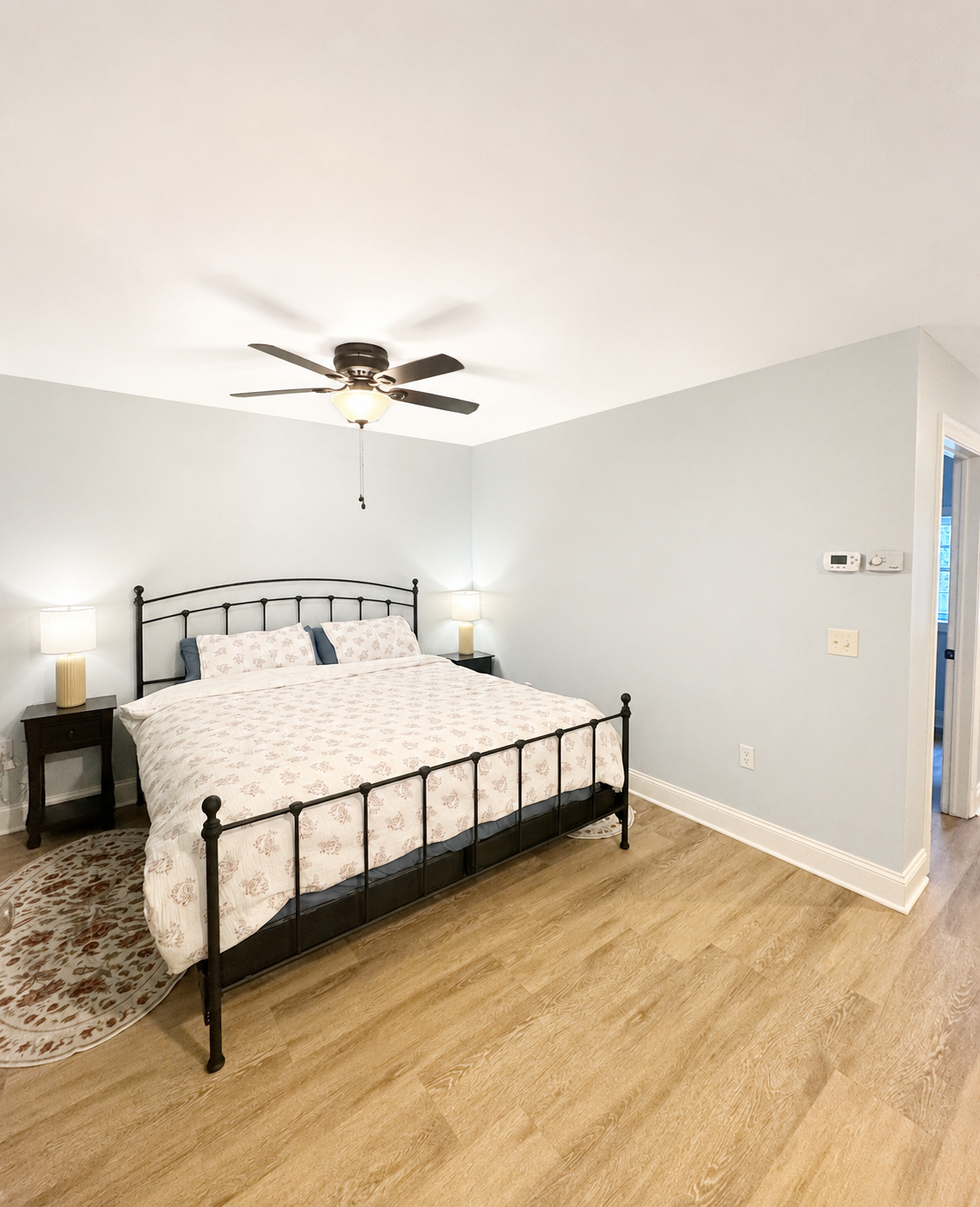 King bedded room