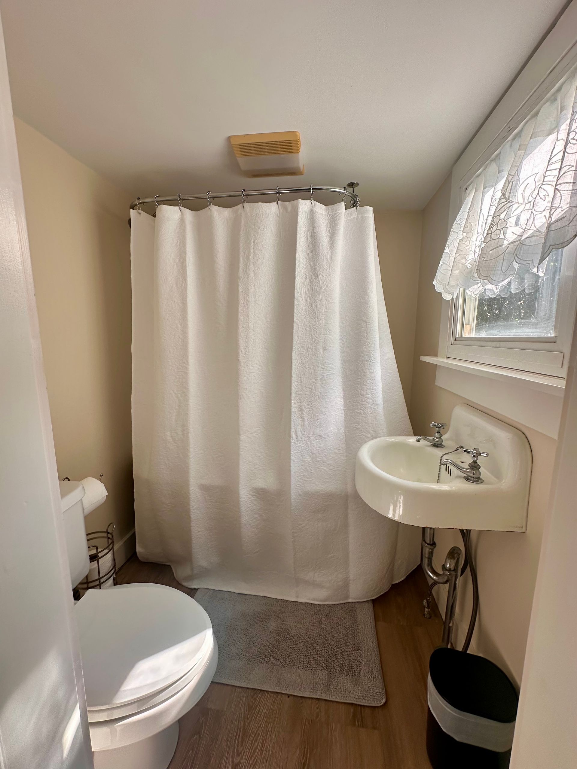 Ensuite bathroom