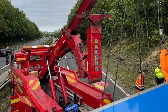 Heavy Winching on the A303