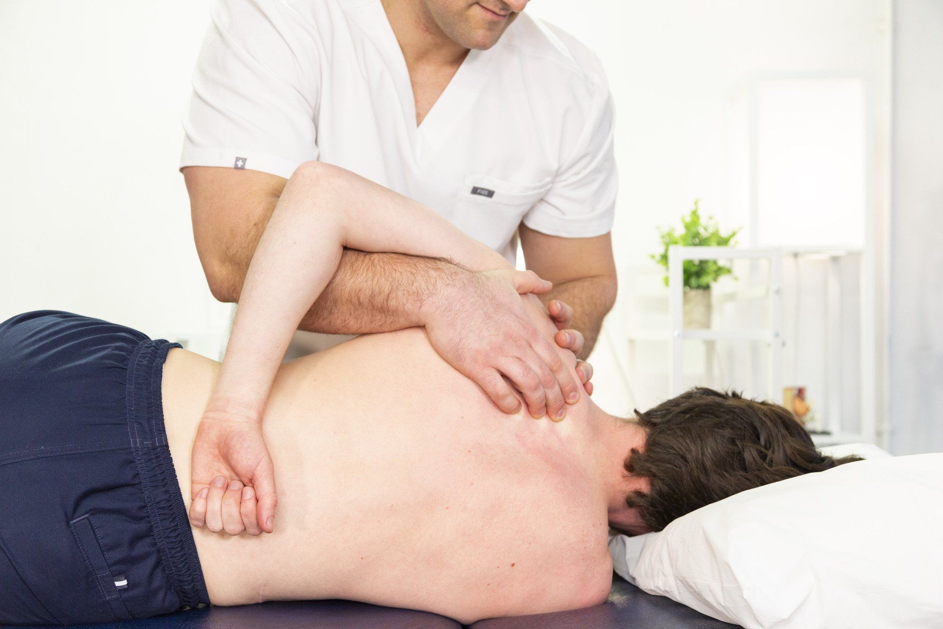 alistair richardson, osteopath, osteopathy, richardson's wellbeing clinic, cheltenham