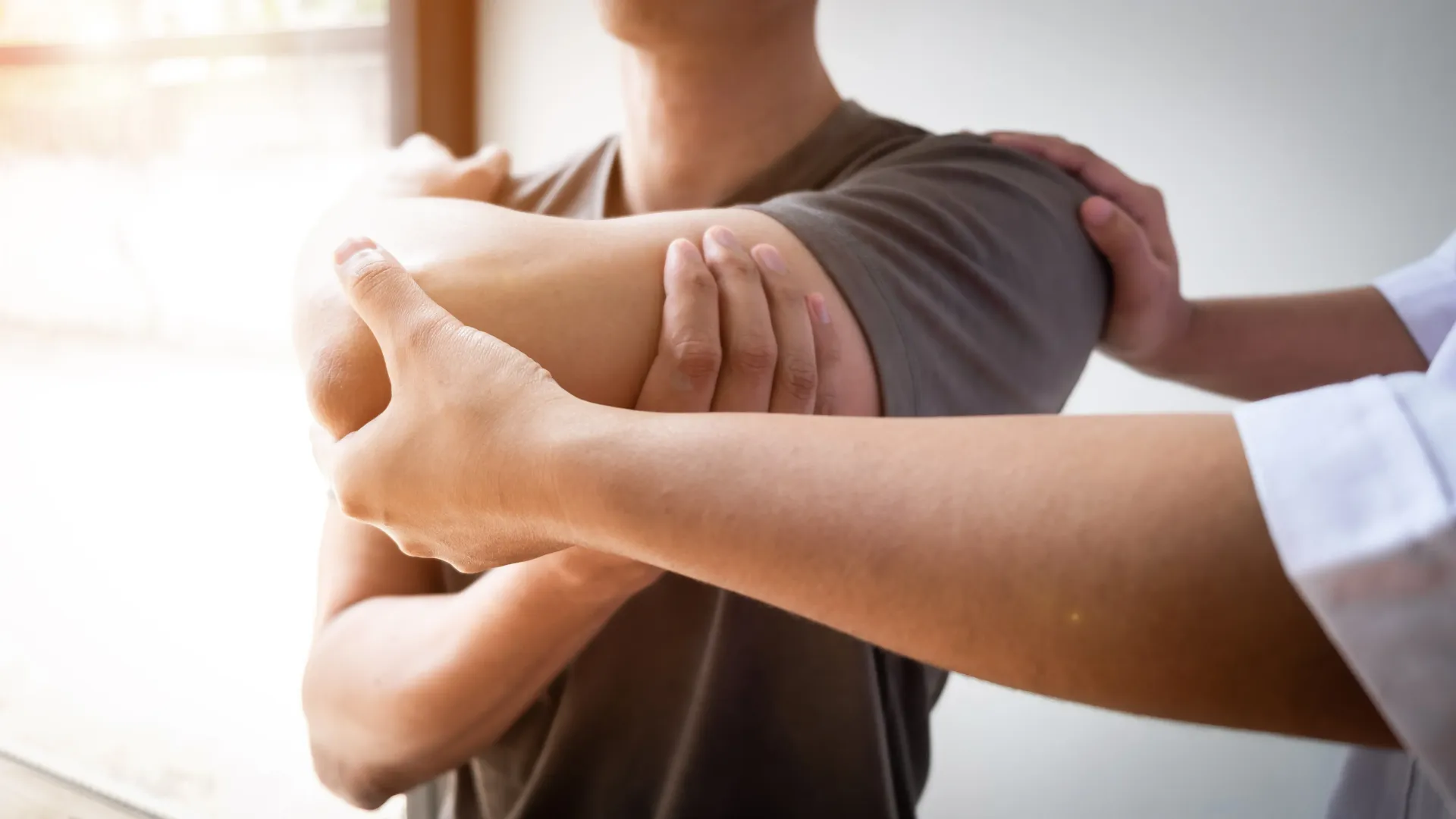 physiotherapy, physiotherapist, jeremy gowan, richardson's wellbeing clinic, cheltenham