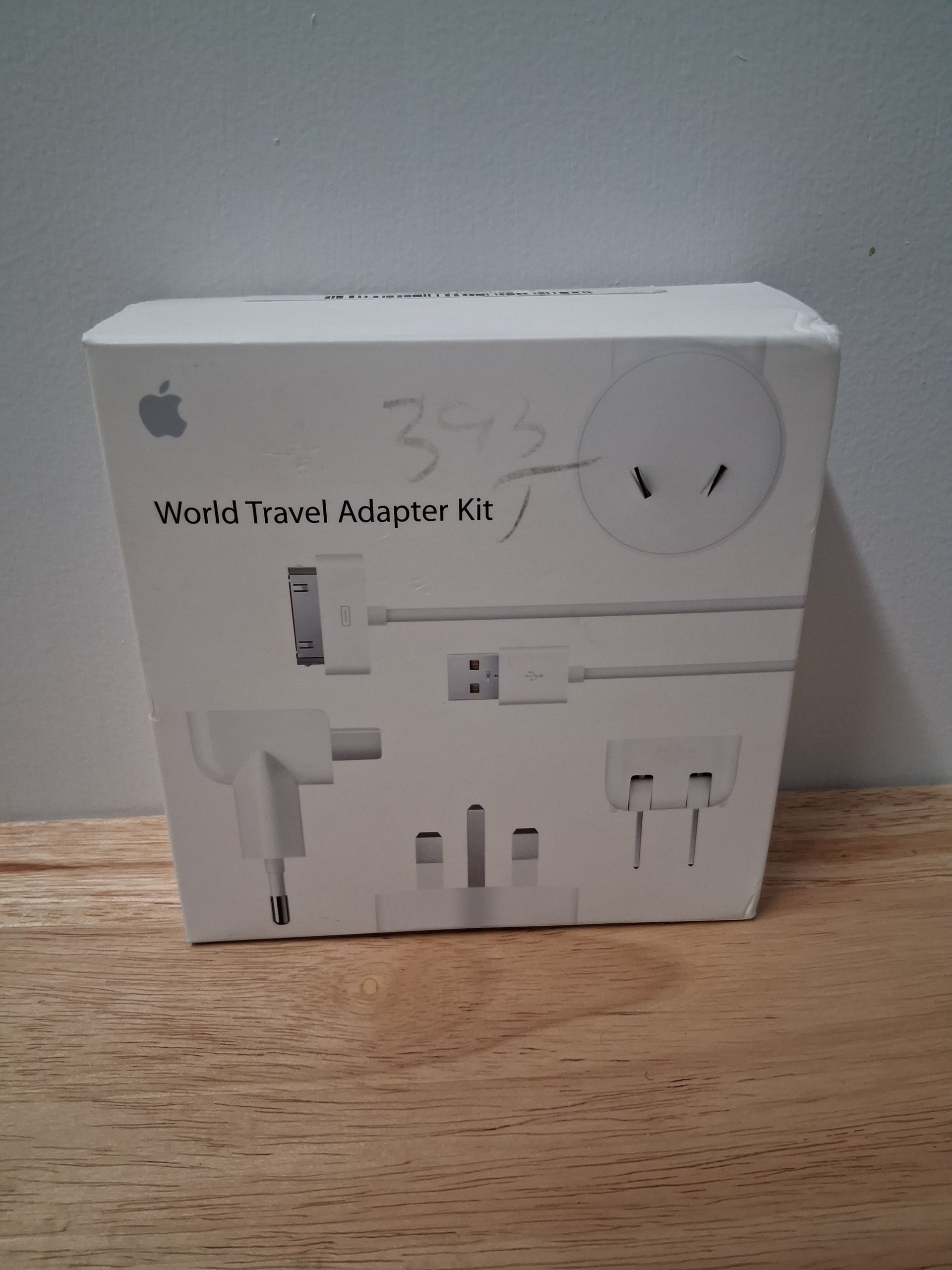 Apple world travel adapter kit