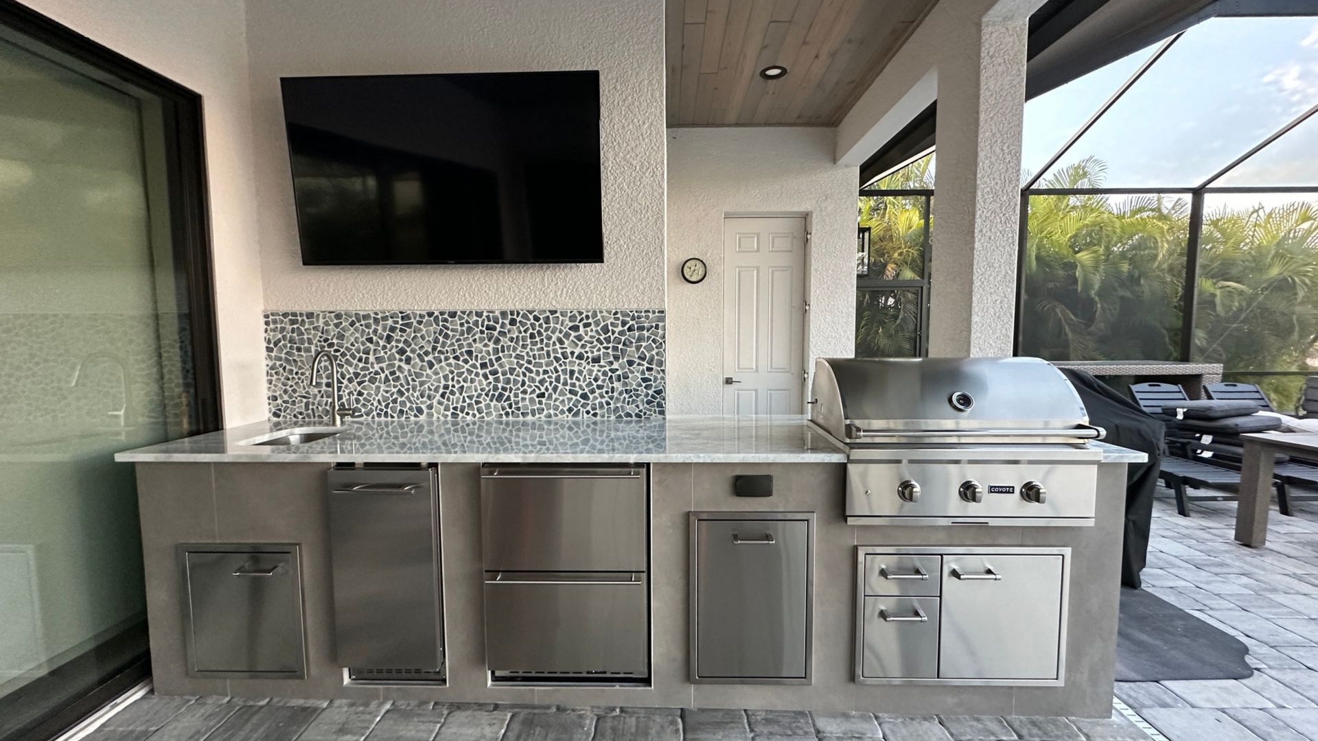 Coyote gas grill outdoor kitchen Cape Coral FL