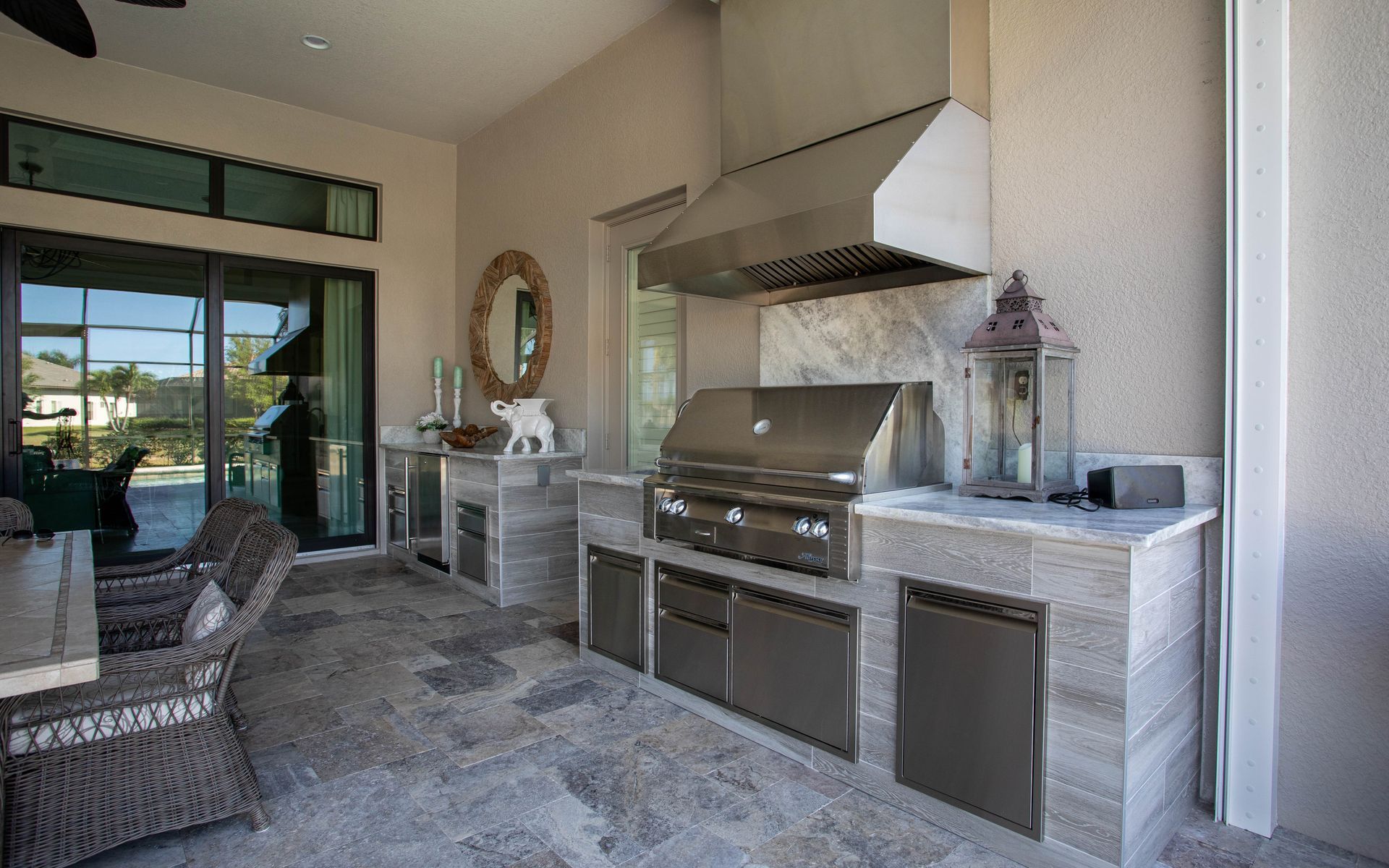 Twin Eagles BBQ Grills for outdoor kitchens