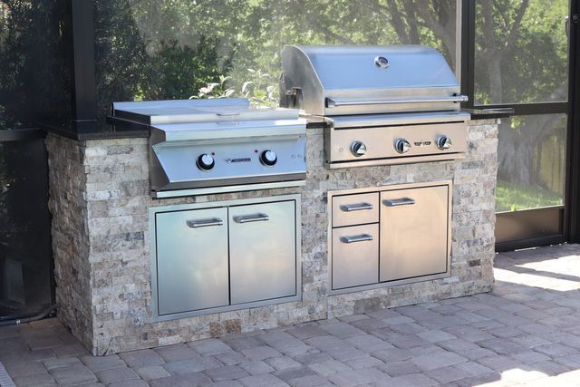 twin eagles outdoor griddle and delta heat bbq grill