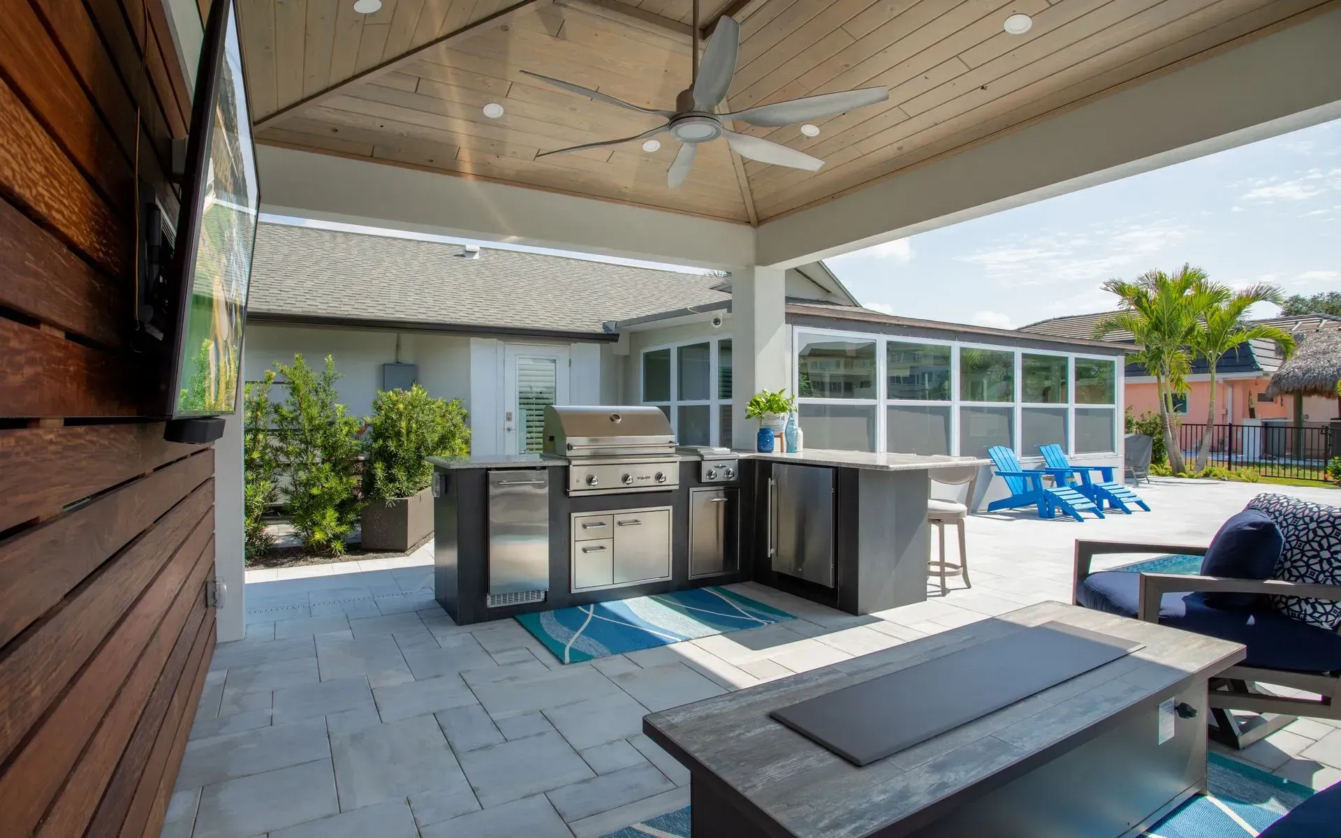 L-shaped outdoor kitchen porcelain tile ft myers, fl