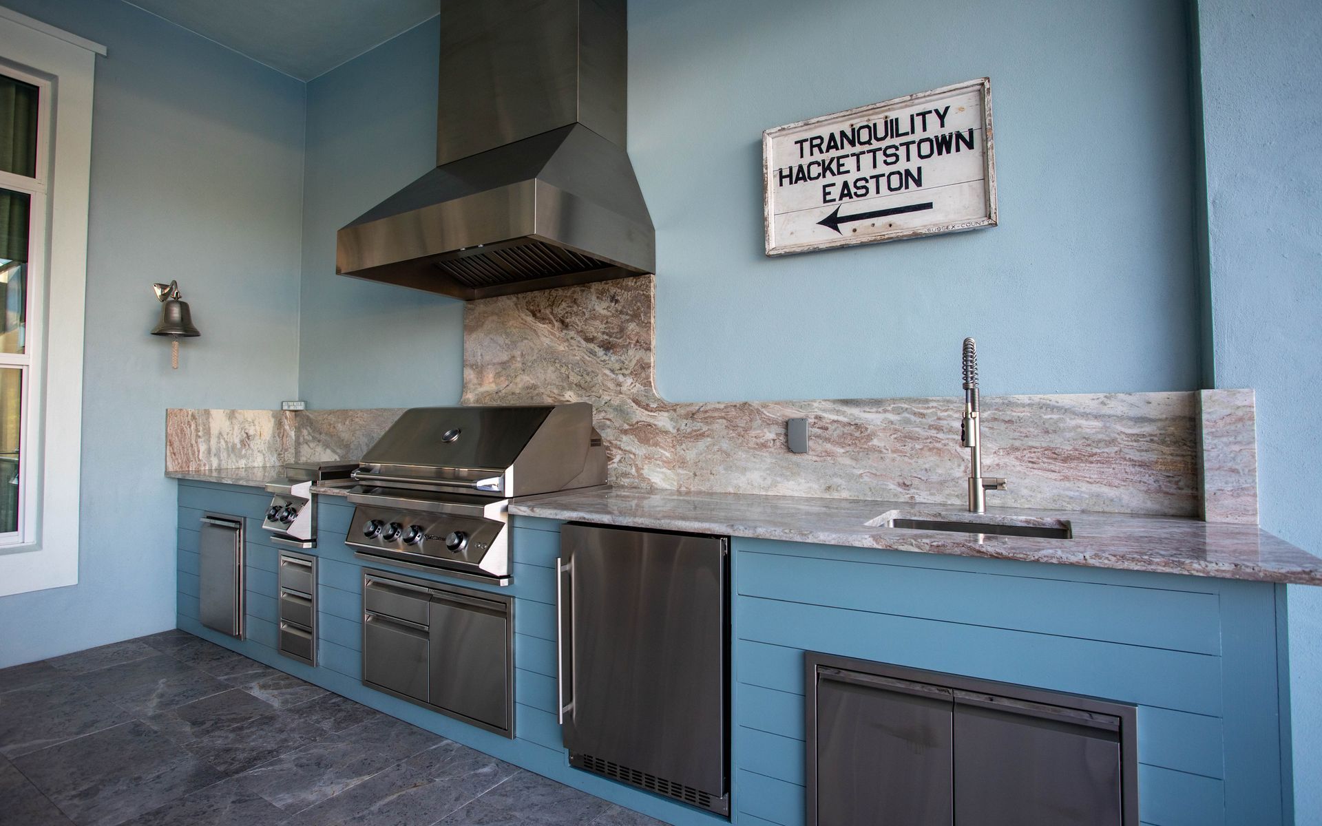 architectural outdoor kitchen shiplap slate blue with granite countertops