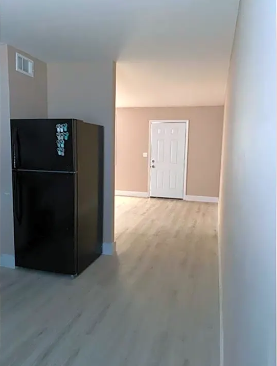 The Palms at Augusta- Kitchen and living room