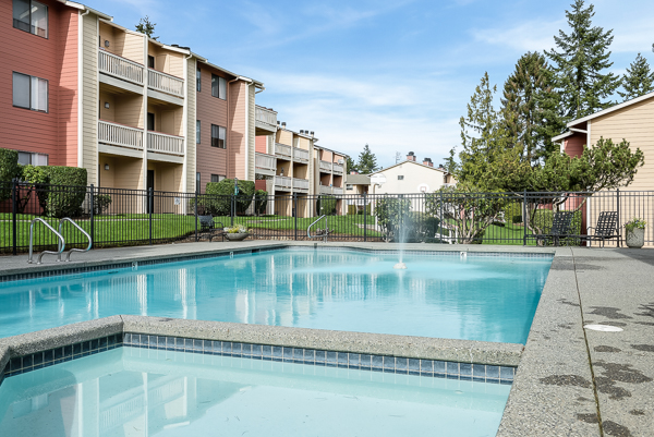 Photo of a pool and a jacuzzi