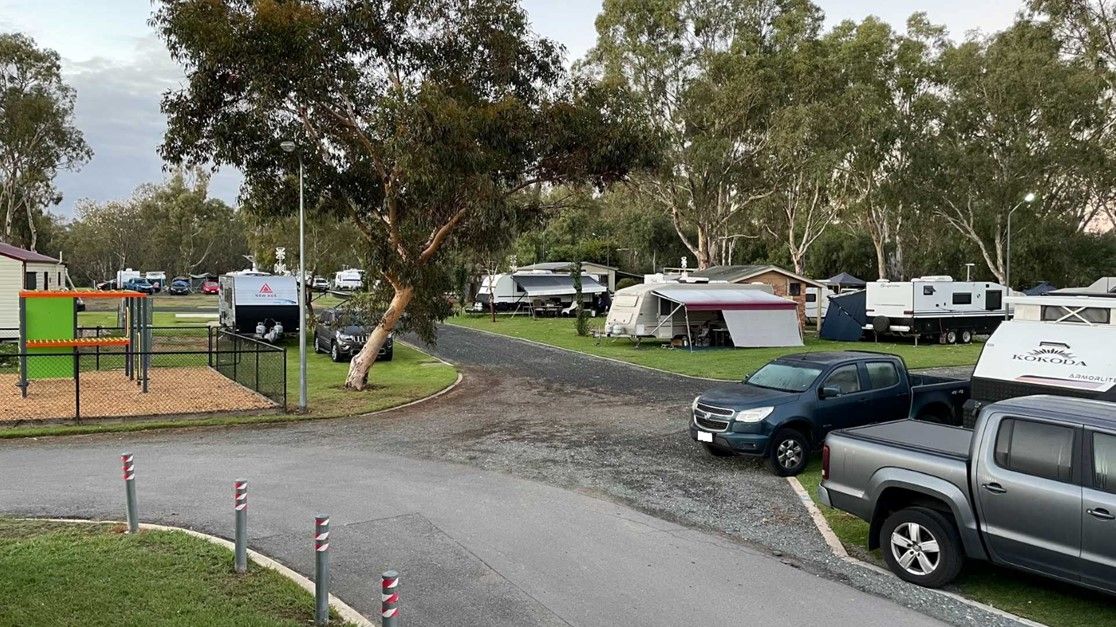 Facilities : Rochester Riverside Holiday Park : 03 5484 1622