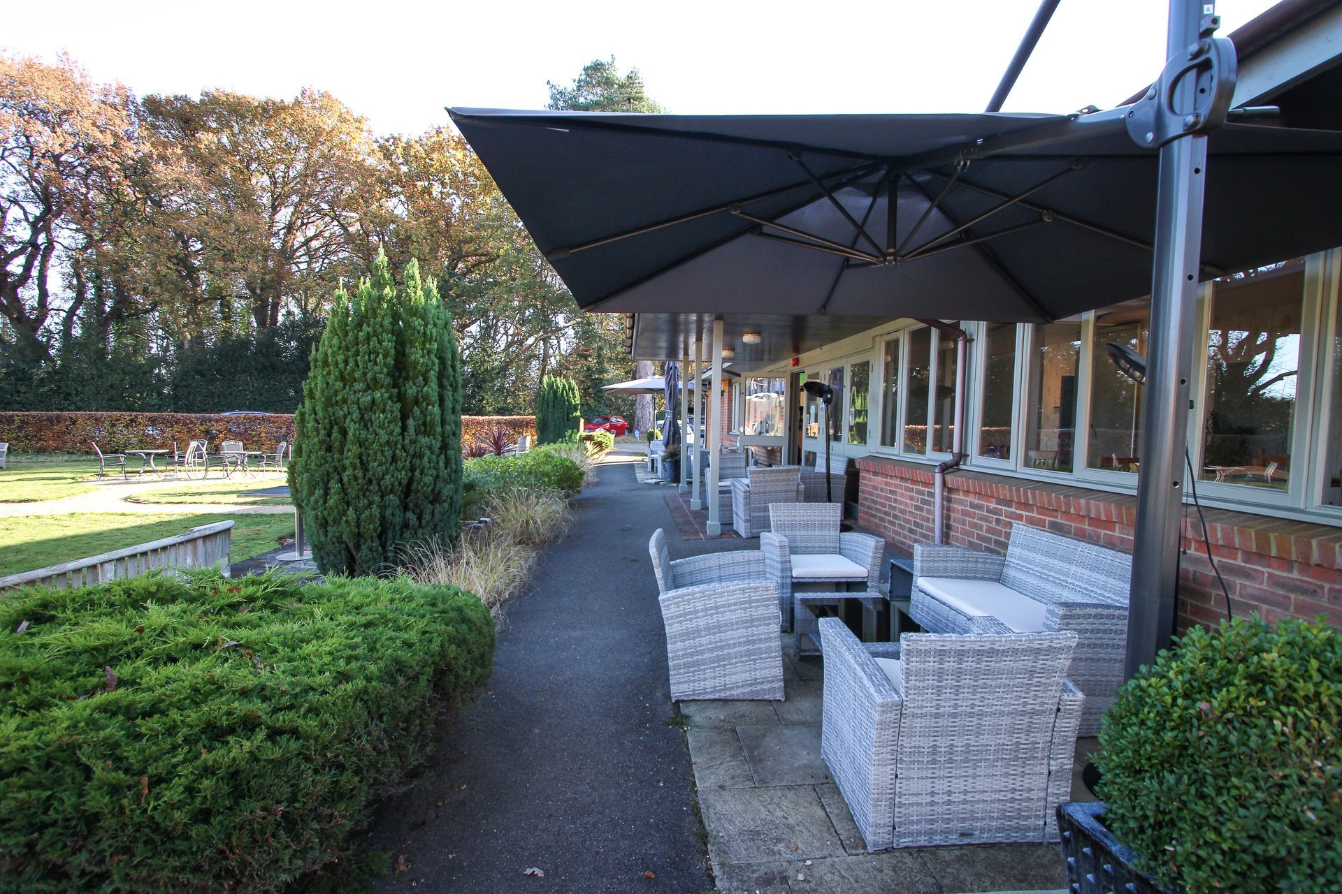 tanshire business park cafe onsite office to rent surrey