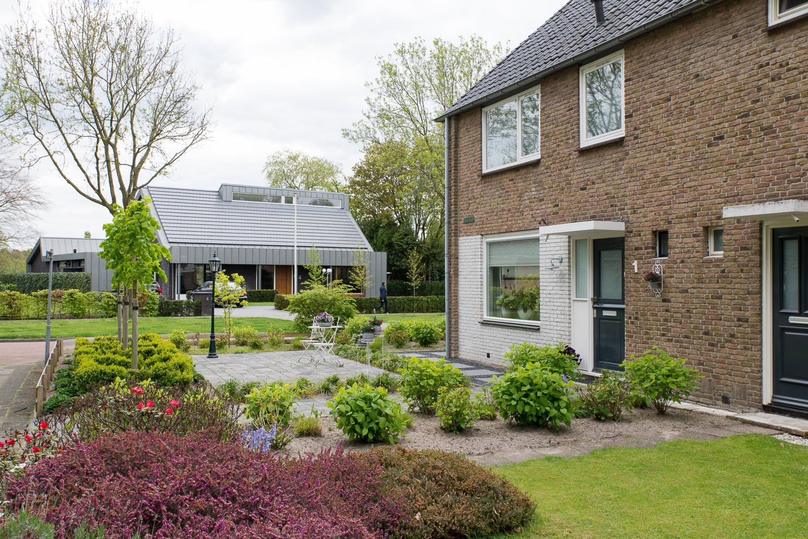 Portfolio Walter Frisart FOTOwerk Tuinfotograaf: Tuin villa Berkum Zwolle voor Studio Sitec