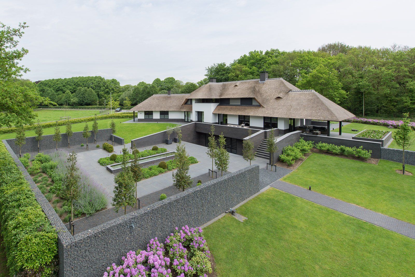 Portfolio Walter Frisart FOTOwerk Architectuurfotograaf: Villa Hearsterveerweg Zwolle voor De Bruin Architecten