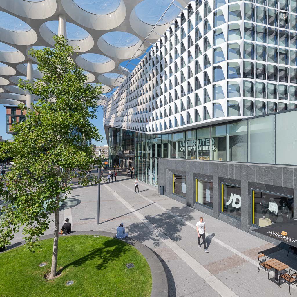 Portfolio Walter Frisart FOTOwerk voor Bouwkunst en Architectuur: Stationsplein Hoog Catherijne Utrecht voor Bakker Natuursteen