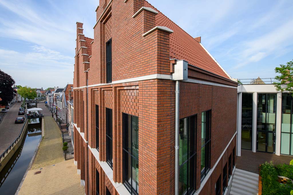 Portfolio Walter Frisart FOTOwerk voor Bouwkunst en Architectuur: Bolsward De Tiid voor Steenindustrie Strating